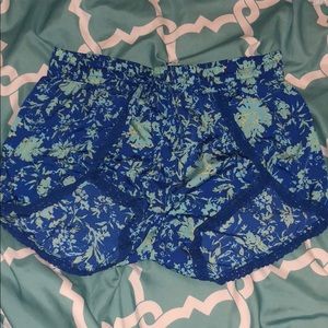 Super cute shorts from dillards!